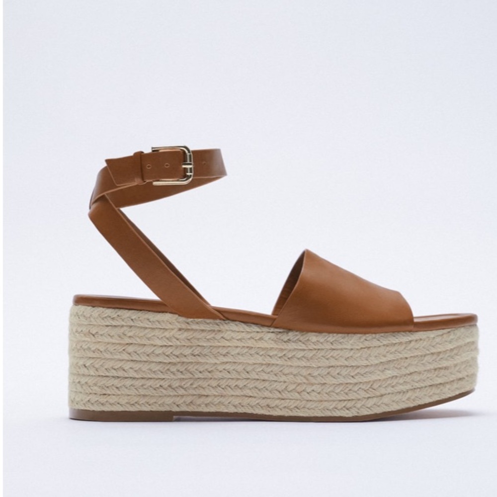 Zara Plataforma Wedge Leather Sandals